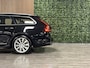 Volvo V90 T6 AWD Recharge Inscription MY22 | Schuifdak | 360° Camera | Head-Up Display | Harman Kardon | Adaptieve Cruise Control | Stoel en Stuurwielverwarming | Full LED Meesturende koplampen | Pilot Assist | BLIS Dode Hoek Detectie | Elektrische voorstoelen geheugen | Tailored Wool blend interieur met contour stoelen* | Zitting verlenging voorstoelen | Lederen dashboard | 18 Inch | Google Infotainment | Keyless Drive | Parkeersensoren voor+achter | Elektrisch bedienbare achterklep | Geïntegreerde kinderzitjes achterin | Geïntegreerde zongordijnen achterportieren | Verlichte instaplijsten | DAB Radio | Apple Carplay/Android Auto | Volvo On Call met mobiele App functie |