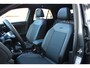 Volkswagen T-Roc 1.5 TSI 150pk R-Line DSG Automaat Navigatie by APP / Panorama dak / LM 18 inch / Park Assist / Camera / Elektr klep