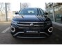 Volkswagen T-Roc 1.0 TSI 110pk Style / Panorama dak / Navigatie / LM 17 inch / Park Assist / Full LED / Afn trekhaak