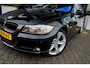 BMW 3-Serie Touring 330i, 272 PK, Pano, Trekhaak, PDC, Cruise!