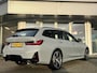 BMW 3-Serie Touring 330e xDrive 293PK M-SPORT PANO+HUD+TREKH