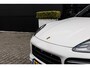 Porsche Cayenne Coupé 3.0 E-Hybrid, *Krijt*, Sportdesign, 1e eigenaar, NL Auto!