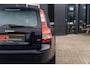 Volvo V50 2.4 Momentum 18'' R design velgen | Cruise | Airco