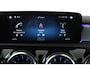 Mercedes-Benz A-klasse 180 Business Solution AMG (STOELVERWARMING, SFEERVERLICHTING, ACHTERUITRIJCAMERA, CRUISE CONTROL, NAVI)