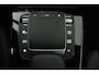 Mercedes-Benz A-klasse 180 Business Solution AMG (STOELVERWARMING, SFEERVERLICHTING, ACHTERUITRIJCAMERA, CRUISE CONTROL, NAVI)