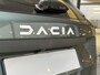 Dacia Duster 1.6 Hybrid Journey 140pk | Achteruitrijcamera | Climate Control | Apple Carplay & Android Auto | LED Verlichting |
