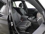 BMW X3 xDrive30e High Executive | M-Pakket | Trekhaak | Sportstoelen | Panoramadak | HUD | Harman/Kardon Audio | Adaptieve Cruise Control | Ele. verstelbare stoelen + geheugen | 360 Camera | DAB | Apple CarPlay/ Android Auto |