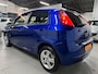 Fiat Punto Grande 1.4 Edizione Prima 5-DEURS / LM VELGEN