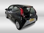 Toyota Aygo 1.0 VVT-i x-play |Carplay|Camera|Airco|Led!