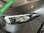 Mercedes-Benz A-klasse 180 Buss Solution AMG | Navi | LED | Camera | CarPlay | Cruise | Virtual | Keyless | PDC | Sfeerverl | Org NLD |