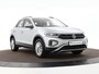 Volkswagen T-Roc 1.0 TSI 110PK Life Business · Navigatie · Apple/Android · Stoelverwarming · Alarm · P-Sensoren · 16'' Inch · Garantie t/m 12-04-2027 of 100.000km