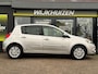 Renault Clio 1.2 Collection met Airco !!! Navigatie !!! Cruise !!! Nieuwe apk !!!