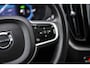 Volvo XC60 2.0 T6 Plug-in hybrid AWD R-Design | Long Range | Trekhaak | Panoramadak | 21" velgen | Adaptive cruise control | Stoel- en stuurwielverwarming | Achteruitrijcamera | Getint glas |