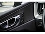 Volvo XC60 2.0 T6 Plug-in hybrid AWD R-Design | Long Range | Trekhaak | Panoramadak | 21" velgen | Adaptive cruise control | Stoel- en stuurwielverwarming | Achteruitrijcamera | Getint glas |