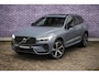 Volvo XC60 2.0 T6 Plug-in hybrid AWD R-Design | Long Range | Trekhaak | Panoramadak | 21" velgen | Adaptive cruise control | Stoel- en stuurwielverwarming | Achteruitrijcamera | Getint glas |