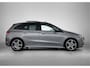 Mercedes-Benz B-klasse 180 Business Solution AMG Panoramadak | Lichtmetalen velgen | MBUX wide screen | navigatie | Parking support | Sfeerverlichting | Inclusief 24 maanden MB Certified garantie voor Europa.