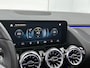 Mercedes-Benz B-klasse 180 Business Solution AMG Panoramadak | Lichtmetalen velgen | MBUX wide screen | navigatie | Parking support | Sfeerverlichting | Inclusief 24 maanden MB Certified garantie voor Europa.