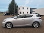 Lexus CT 200h Luxury Line keurig nette maar ook luxe goed onderhouden Lexus met een mooie kilometerstand!