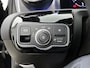 Mercedes-Benz A-klasse 250 e Business Solution AMG Limited 5 Spaaks lichten metalen | MBUX wide screen | Navigatie | Parking support met camera achter | Inclusief 24 maanden MB Certified garantie voor Europa.