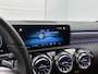 Mercedes-Benz A-klasse 250 e Business Solution AMG Limited 5 Spaaks lichten metalen | MBUX wide screen | Navigatie | Parking support met camera achter | Inclusief 24 maanden MB Certified garantie voor Europa.