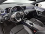 Mercedes-Benz A-klasse 250 e Business Solution AMG Limited 5 Spaaks lichten metalen | MBUX wide screen | Navigatie | Parking support met camera achter | Inclusief 24 maanden MB Certified garantie voor Europa.