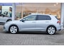 Volkswagen Golf 1.5 eHybrid 204pk Life Edition | SoH 100% | Camera | PDC | Stoelverwarming | Android Auto/Apple Carplay