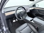 Tesla Model Y Performance 534pk 0-100 3,8 sec. Trekhaak AWD 78,1kWh Warmte-pomp FSD-Comp.3 AutoPilot Carbon-Spoiler Elekr.Achterklep AMD-Ryzen-infot. Premium-HiFi Pano.dak Camera Leer Adaptive-Cruise+Stop&Go Park-Assist PDC-a+v Wifi Ecc Dual Motor Long Range 3xCamera Navi LED ACC DAB Voorverwarmen interieur en Keyless via App One-Pedal-Drive Rode Remklauwen Garantie op Accu 03-02-2031 maz. 192.000km max. 250Kw laadvermogen !