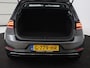 Volkswagen Golf 1.0 TSI Comfortline | Stoelverwarming | Carplay | Massage | Adaptive cruise | Navigatie | Parkeerhulp | Climate control | DAB | Regen-/lichtsensor | Bluetooth
