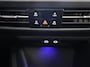 Volkswagen Golf 1.4 eHybrid Style 204 pk Automaat (DSG) | Navigatie | Panoramadak | Parkeersensoren | Adaptieve cruise control | Stoelverwarming |
