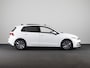 Volkswagen Golf 1.4 eHybrid Style 204 pk Automaat (DSG) | Navigatie | Panoramadak | Parkeersensoren | Adaptieve cruise control | Stoelverwarming |
