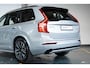 Volvo XC90 T8 AWD Ultra Dark | Verwarmde | Geventileerde en Masserende Voorstoelen | Luchtvering | Panoramadak met Schuif-/Kantelfunctie | 4- Zone Climate Control | Semi-Elektrische Trekhaak | 360º Camera | Gelamineerd en Getint Glas Achter| Bowers & Wilkins |