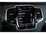 Volvo XC90 T8 AWD Ultra Dark | Verwarmde | Geventileerde en Masserende Voorstoelen | Luchtvering | Panoramadak met Schuif-/Kantelfunctie | 4- Zone Climate Control | Semi-Elektrische Trekhaak | 360º Camera | Gelamineerd en Getint Glas Achter| Bowers & Wilkins |