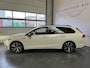 Volkswagen Golf Variant 1.5 eTSI R-Line Automaat 1 Jaar Bovag Garantie
