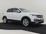 Volkswagen T-Cross 1.0 TSI Style 111pk | Camera achter | Adaptief cruise control | Navigatie | App connect | Privacy glass | Led koplampen | 17"LMV