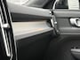 Volvo XC40 T4 Recharge Core | Adaptieve Cruise Control | Trekhaak | Stoel-/Stuurverwarming | Parkeercamera | Navigatie | Apple CarPlay & Android Auto | Comfortstoelen |