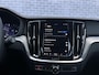 Volvo S60 2.0 B4 Plus Dark | Trekhaak | Adaptive Cruise | 360 Camera | Stoelverwarming V&A | Memory Seats | Standkachel | Actieve Bochtverlichting |