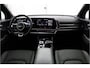 Kia Sportage 1.6 T-GDi Plug-in Hybrid AWD Dark Edition Automaat - Elektrisch instelbare voorstoelen - Stoelverwarming - Lederenbekleding - Navigatie - Fabrieksgarantie tot 04-2032 of 150.000 km