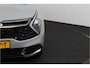 Kia Sportage 1.6 T-GDi Plug-in Hybrid AWD Dark Edition Automaat - Elektrisch instelbare voorstoelen - Stoelverwarming - Lederenbekleding - Navigatie - Fabrieksgarantie tot 04-2032 of 150.000 km