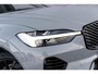 Volvo XC60 T8 Plug-in hybrid AWD Plus Black Edition | Facelift | Adaptieve Cruise Control | Panoramadak | Harman Kardon Audio | 21" Velgen | 360° Parkeercamera | Stoel-/Stuurverwarming | Getint glas |