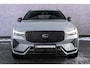 Volvo XC60 T8 Plug-in hybrid AWD Plus Black Edition | Facelift | Adaptieve Cruise Control | Panoramadak | Harman Kardon Audio | 21" Velgen | 360° Parkeercamera | Stoel-/Stuurverwarming | Getint glas |