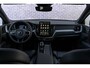 Volvo XC60 T8 Plug-in hybrid AWD Plus Black Edition | Facelift | Adaptieve Cruise Control | Panoramadak | Harman Kardon Audio | 21" Velgen | 360° Parkeercamera | Stoel-/Stuurverwarming | Getint glas |