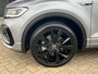 Volkswagen T-Roc 1.5 TSI 150pk DSG R-Line / Black style / Virtual cockpit / Afneembare trekhaak / IQ Led / Elek Achterklep / 19'' LMV