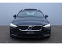 Volvo V60 2.0 T4 R-Design | Panoramadak | Semi elektrische trekhaak | Adaptieve cruise control | Standkachel | Stoelverwarming | Stuurwielverwarming | Apple Carplay | Android Auto | Bestuurdersstoel met geheugenfunctie