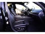 BMW 5-Serie M550d xDrive| Schuifdak | Stoelkoeling | Adaptieve Cruise control | 400 PK | Luxe Nappa Leder | Shadow Line | Dealer o