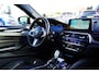 BMW 5-Serie M550d xDrive| Schuifdak | Stoelkoeling | Adaptieve Cruise control | 400 PK | Luxe Nappa Leder | Shadow Line | Dealer o