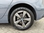 BMW 2-Serie Active Tourer 218i Trekhaak Panoramadak Stuurwielverwarming Stoelverwarming LED Achteruitrijcamera Keyless Entry Carplay