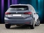 BMW 2-Serie Active Tourer 218i Trekhaak Panoramadak Stuurwielverwarming Stoelverwarming LED Achteruitrijcamera Keyless Entry