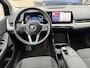 BMW 2-Serie Active Tourer 218i Trekhaak Panoramadak Stuurwielverwarming Stoelverwarming LED Achteruitrijcamera Keyless Entry Carplay