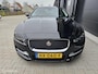 Jaguar XE 2.0 D Portfolio Luxe, stijl en perfect onderhouden