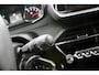 Peugeot 2008 1.2 PureTech Active Pack grijs